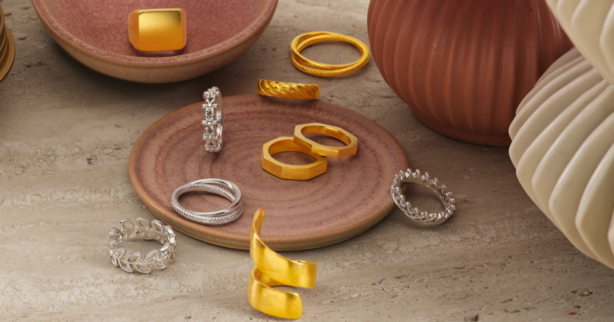 Buy Minimalist 22 Karat Yellow Gold Finger Ring at Best Price | Tanishq UAE